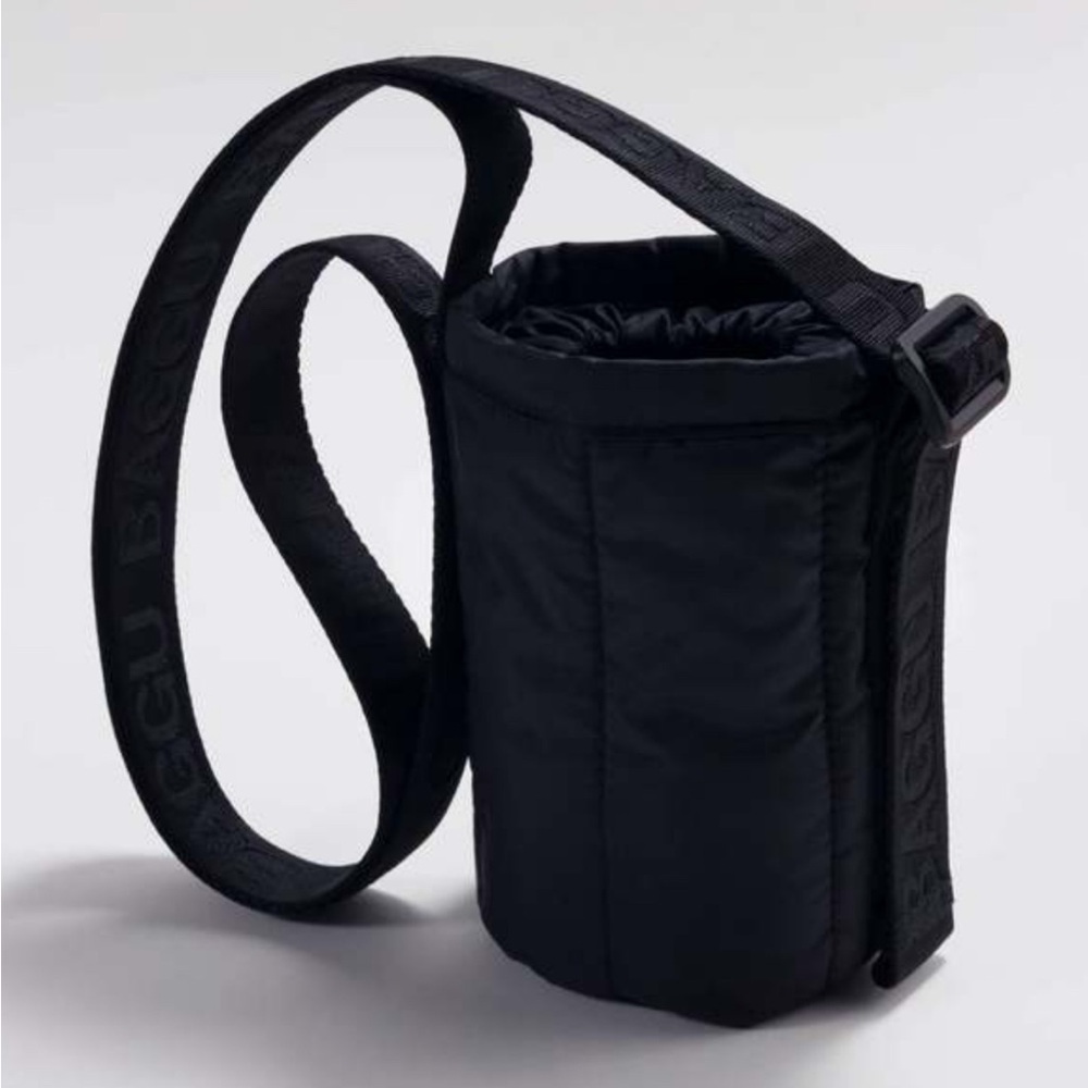 NWT - BAGGU Black Puffy Water Bottle Sling